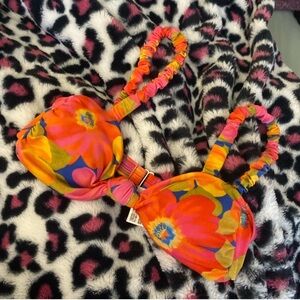 Billabong Colorful Ruched Bandeau Bikini size XS brand new without tags